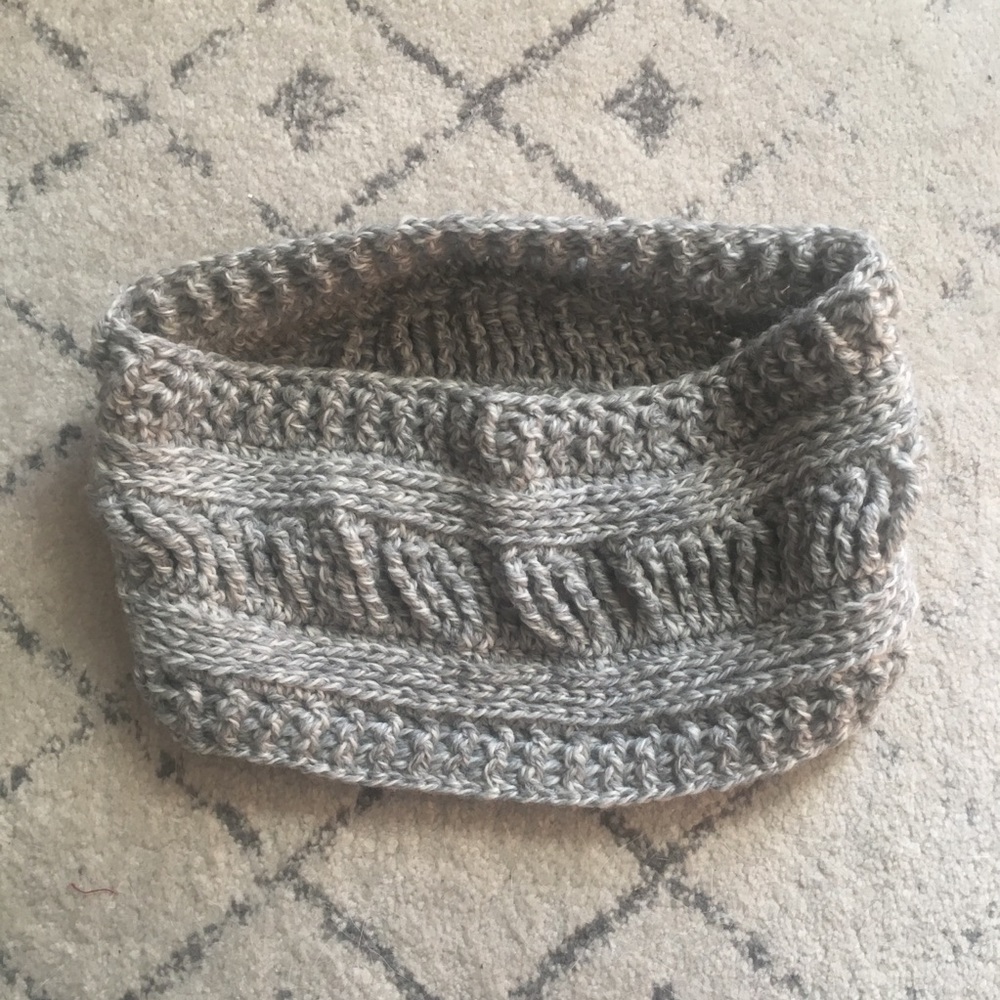 handmade grey white speckled cowl neck scarf