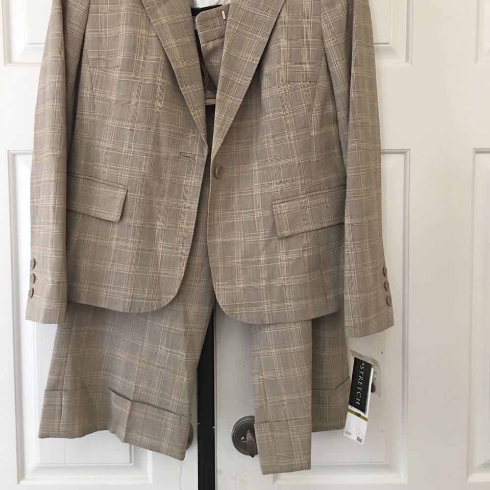 Anne Klein Plaid Mid Length Short Suit