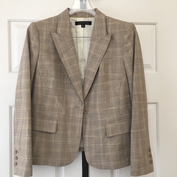 Anne Klein Plaid Mid Length Short Suit - Picture 7 of 8