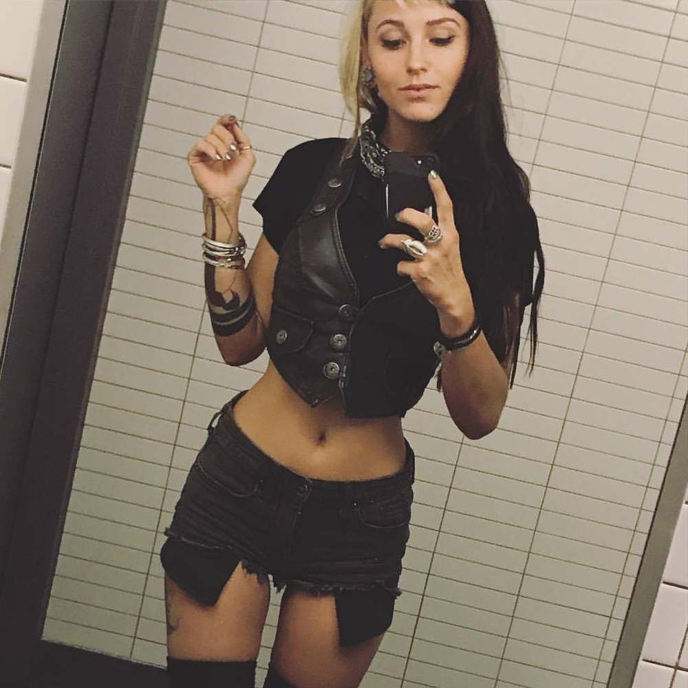 Meet your Posher, Tara