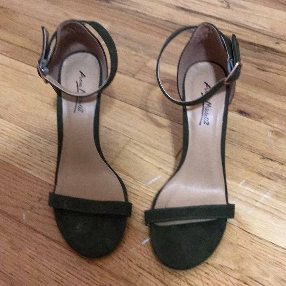Green suede stilettos never worm