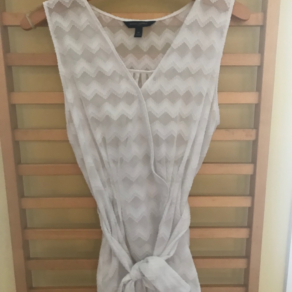 White wrap banana republic top