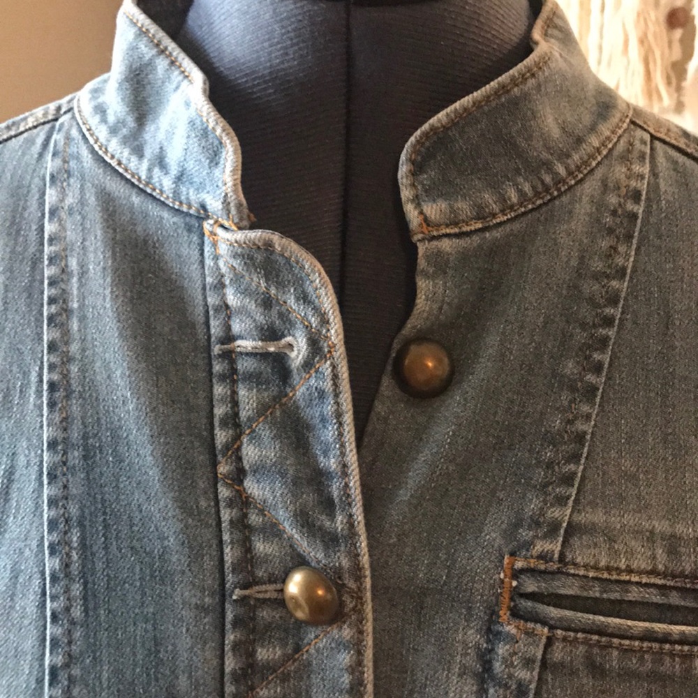 Ann Taylor Loft military style denim jacket size 6