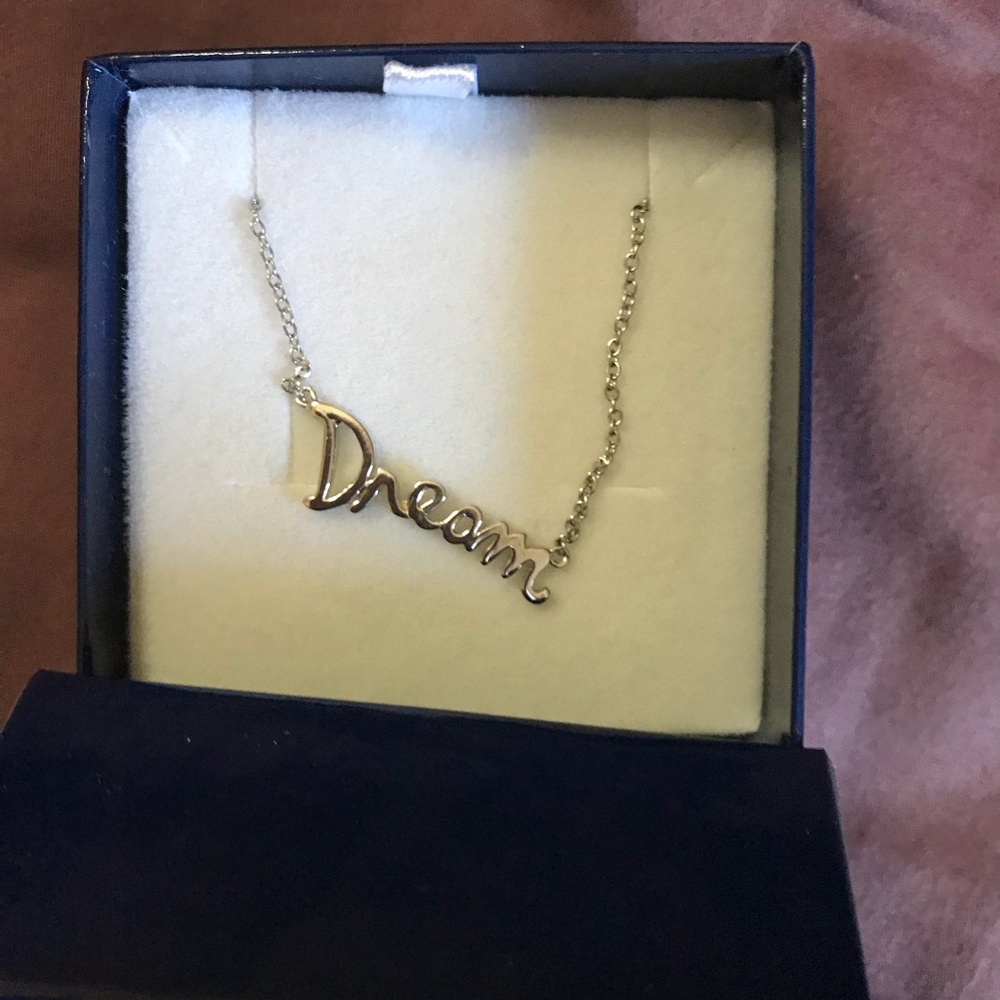 DREAM NECKLACE