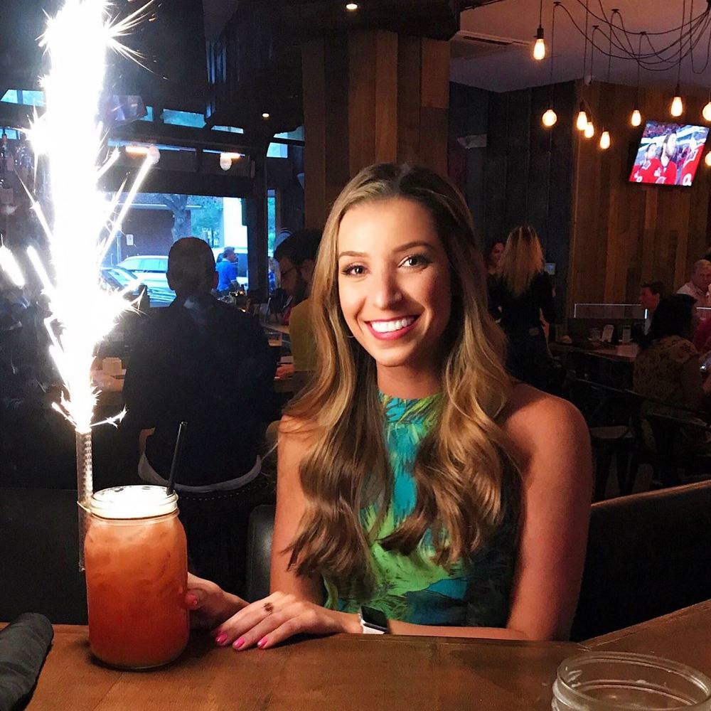 Meet your Posher, Jillian