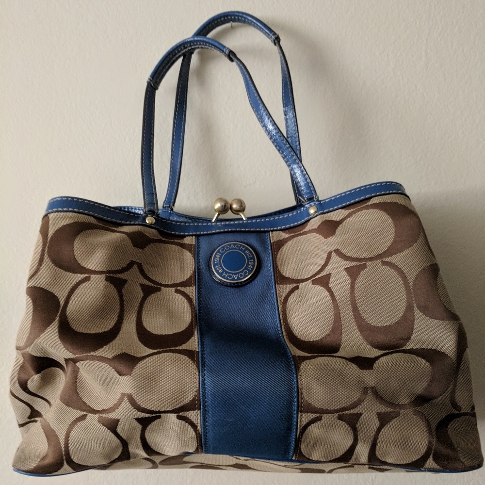 Coach Handbag - Picture 1 of 8