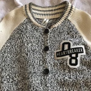 Long knitted cardigan