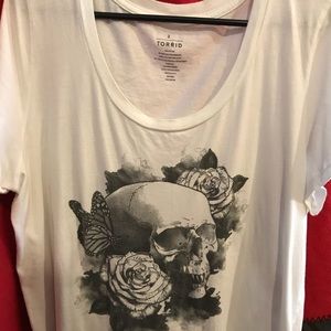 Skull T-shirt