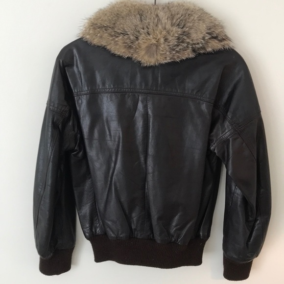 Woman’s Vintage Leather and Fur Jacket size 8 - Picture 3 of 3