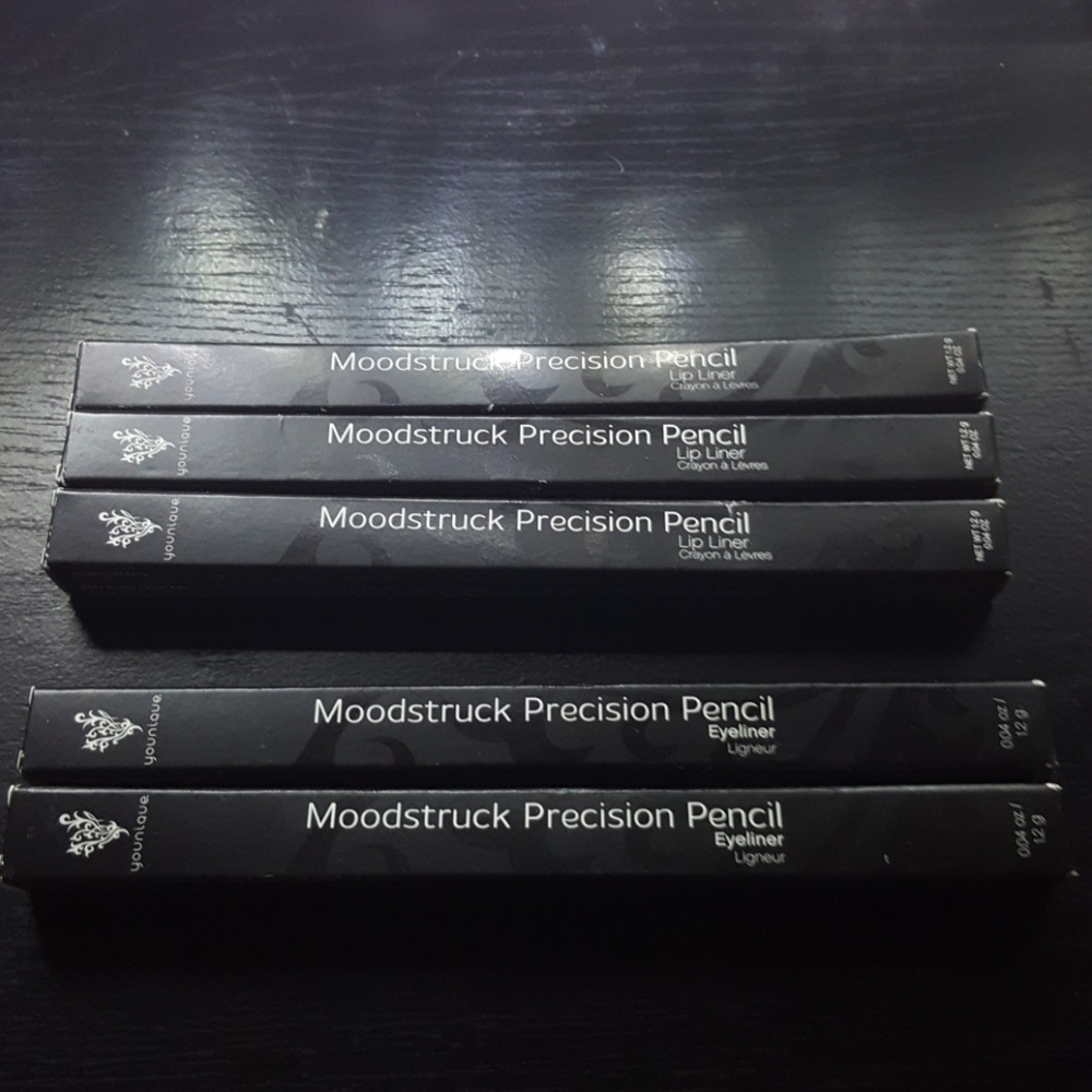 BNIB 3 Liners 1 eye, 2 lip