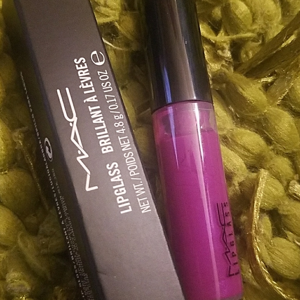 MAC Heroine lipglass, new in box