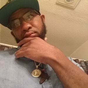 Meet your Posher, Eli