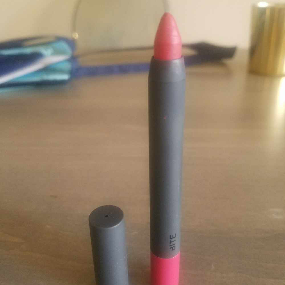 Bite  high pigment lipstick Chablis