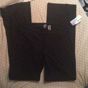 NWT stretchy yoga pants