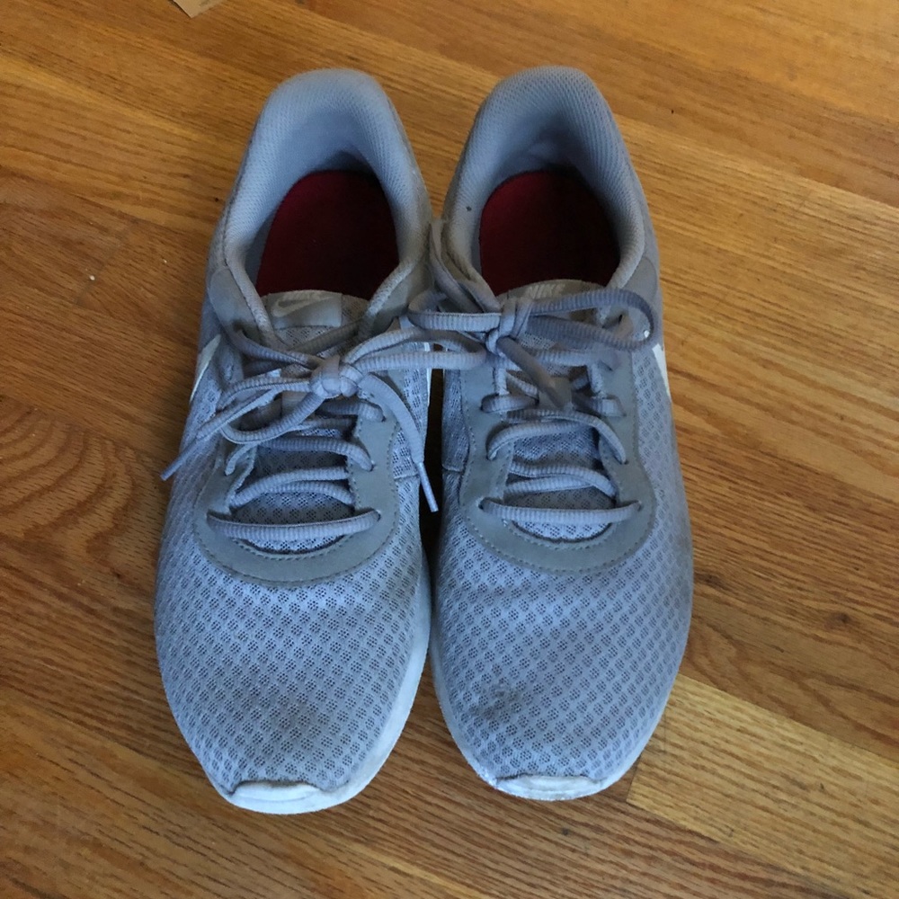 Nike shoes men’s size 9.5