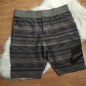 Mens Nike Athletic Gray Striped Basketball Shorts