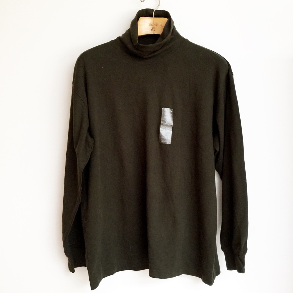 NWT Olive Turtleneck