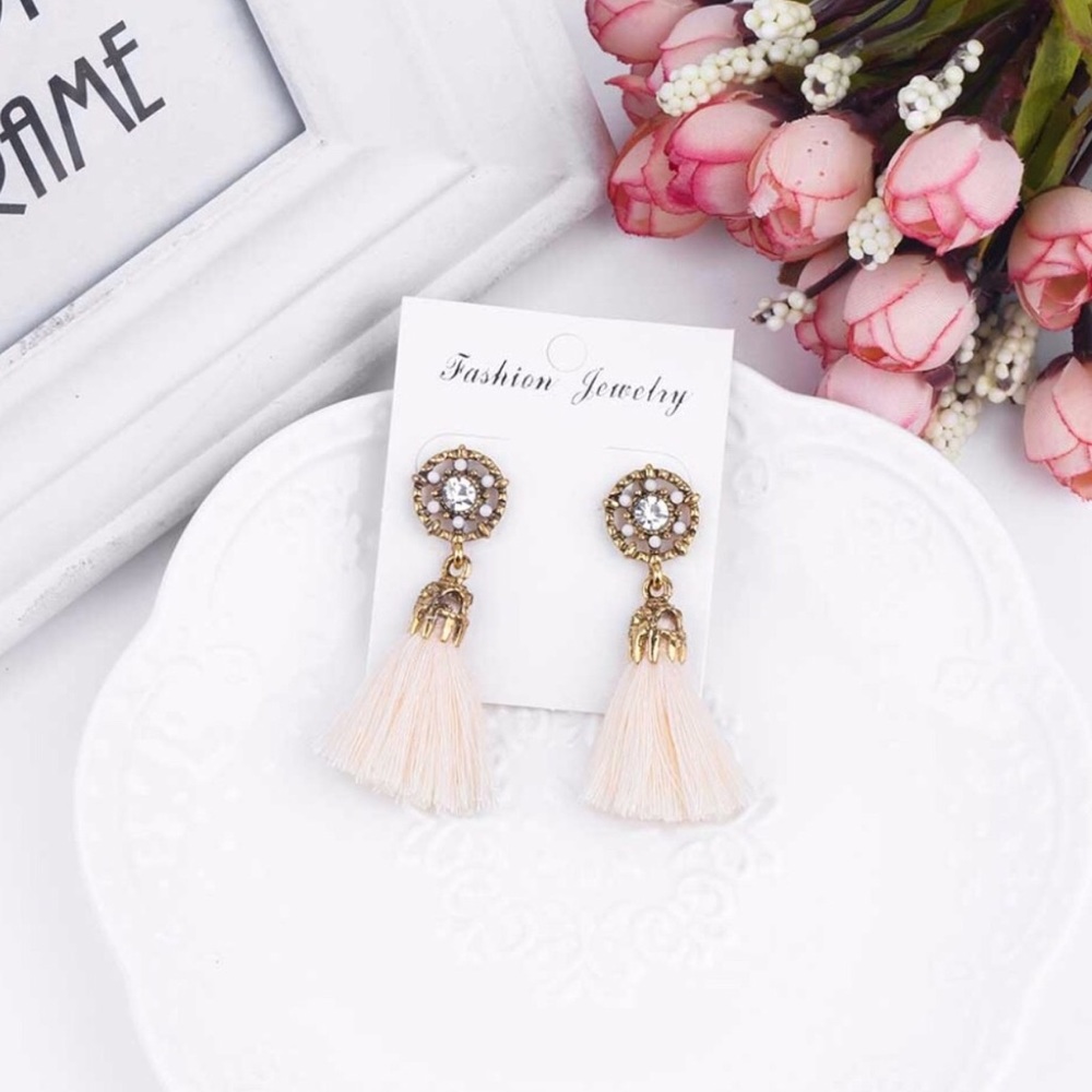 NWT TASSEL EARRINGS