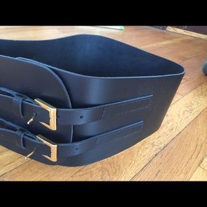 Double buckle belt