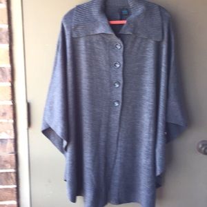 PUNCHO WITH COLLAR EUC