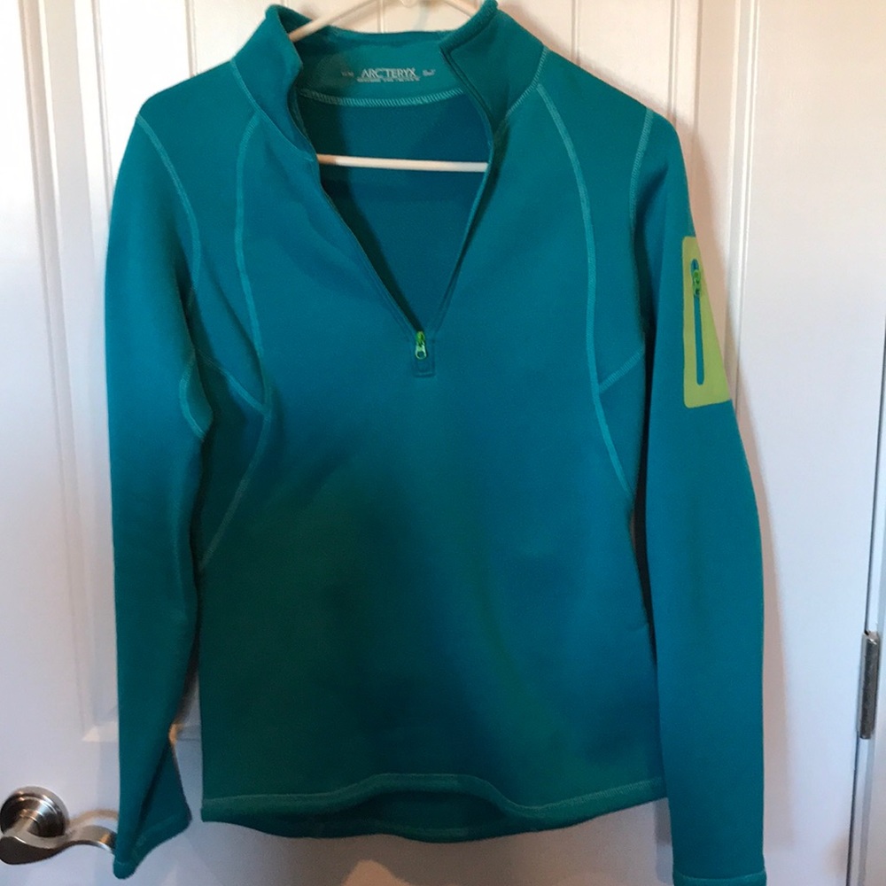 Arcteryx 1/2 zip thick jacket