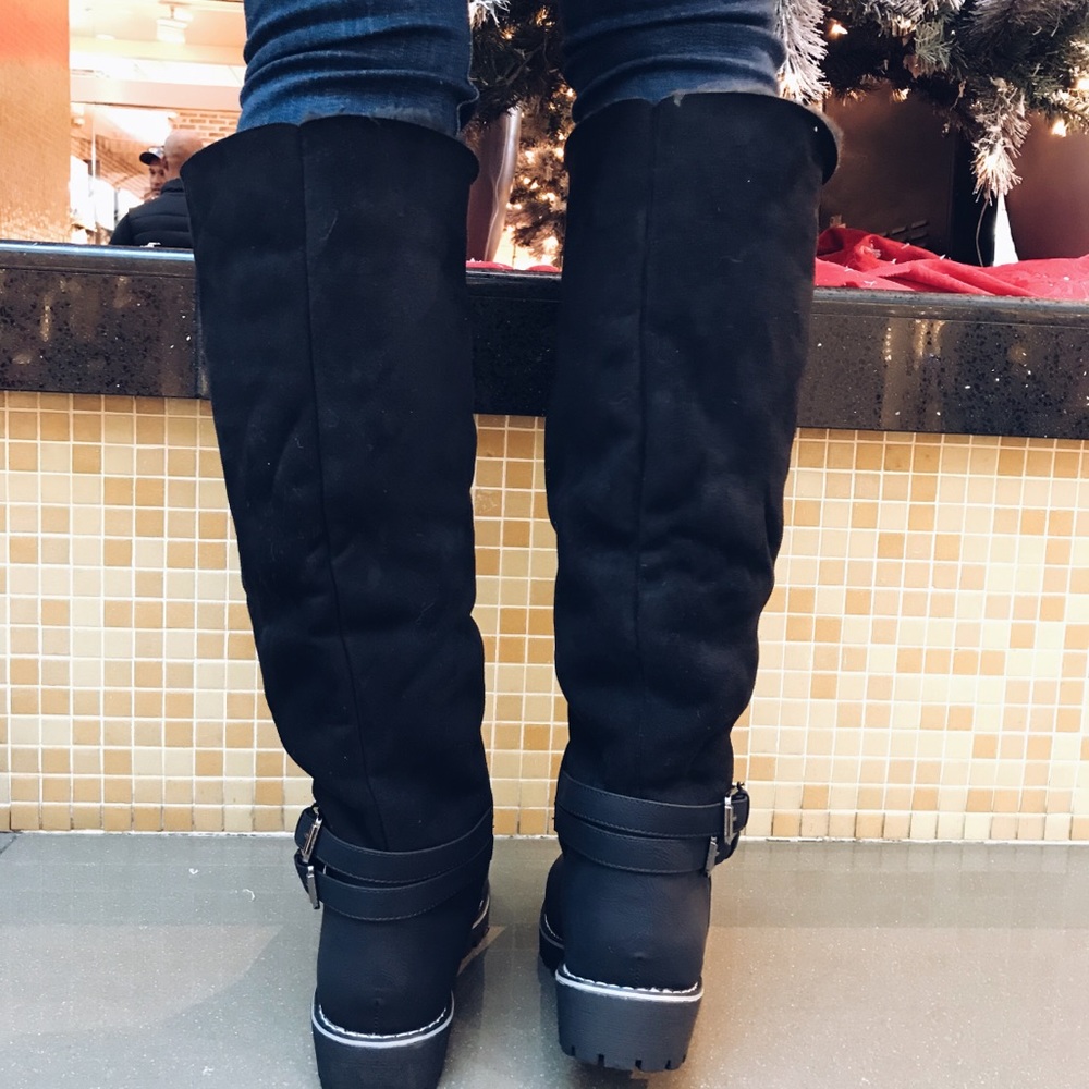 Winter Knee Boots - Picture 5 of 6