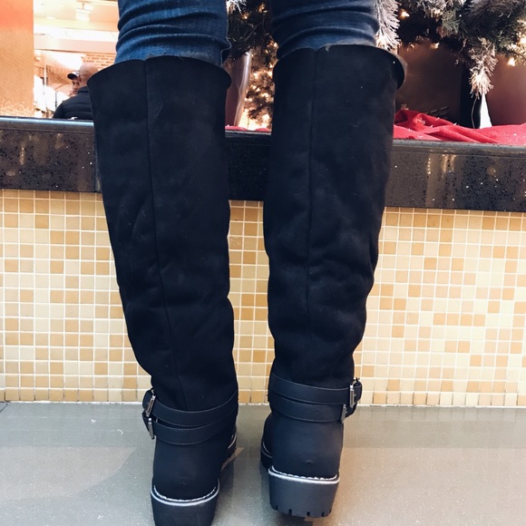 Winter Knee Boots - Picture 5 of 6