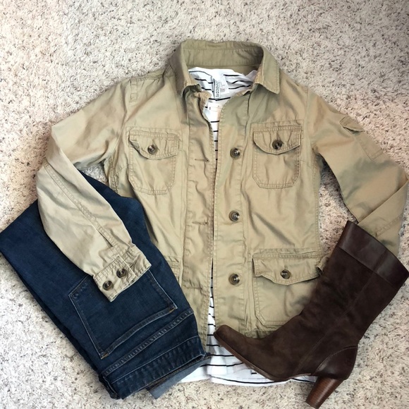Khaki Gap Jacket size Small EUC-Same Day Shipping - Picture 1 of 3