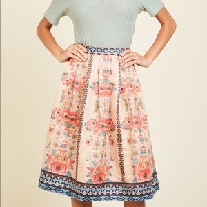 ✨RESERVED✨ nwot • modcloth • floral midi skirt • s