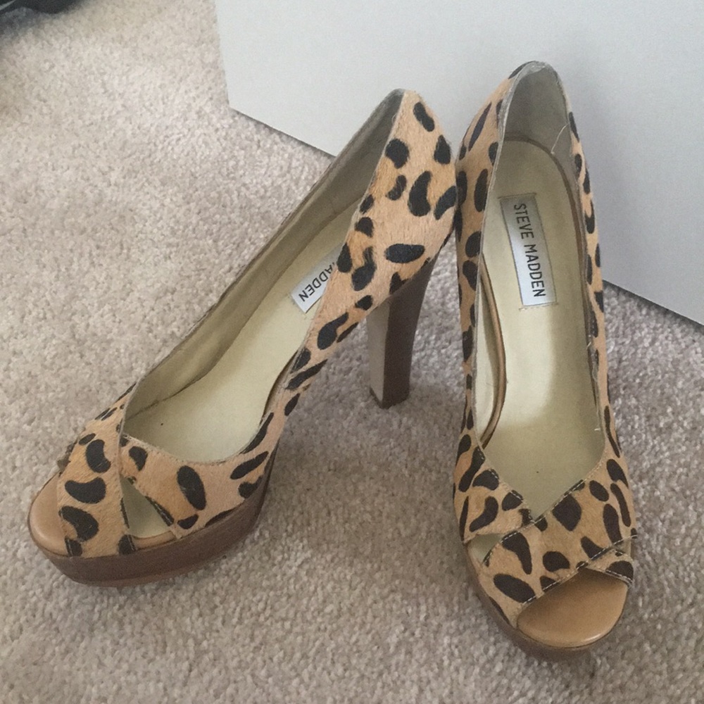 Very loved Steve Madden Cheetah Heels Sz 7.5