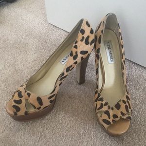 Very loved Steve Madden Cheetah Heels Sz 7.5