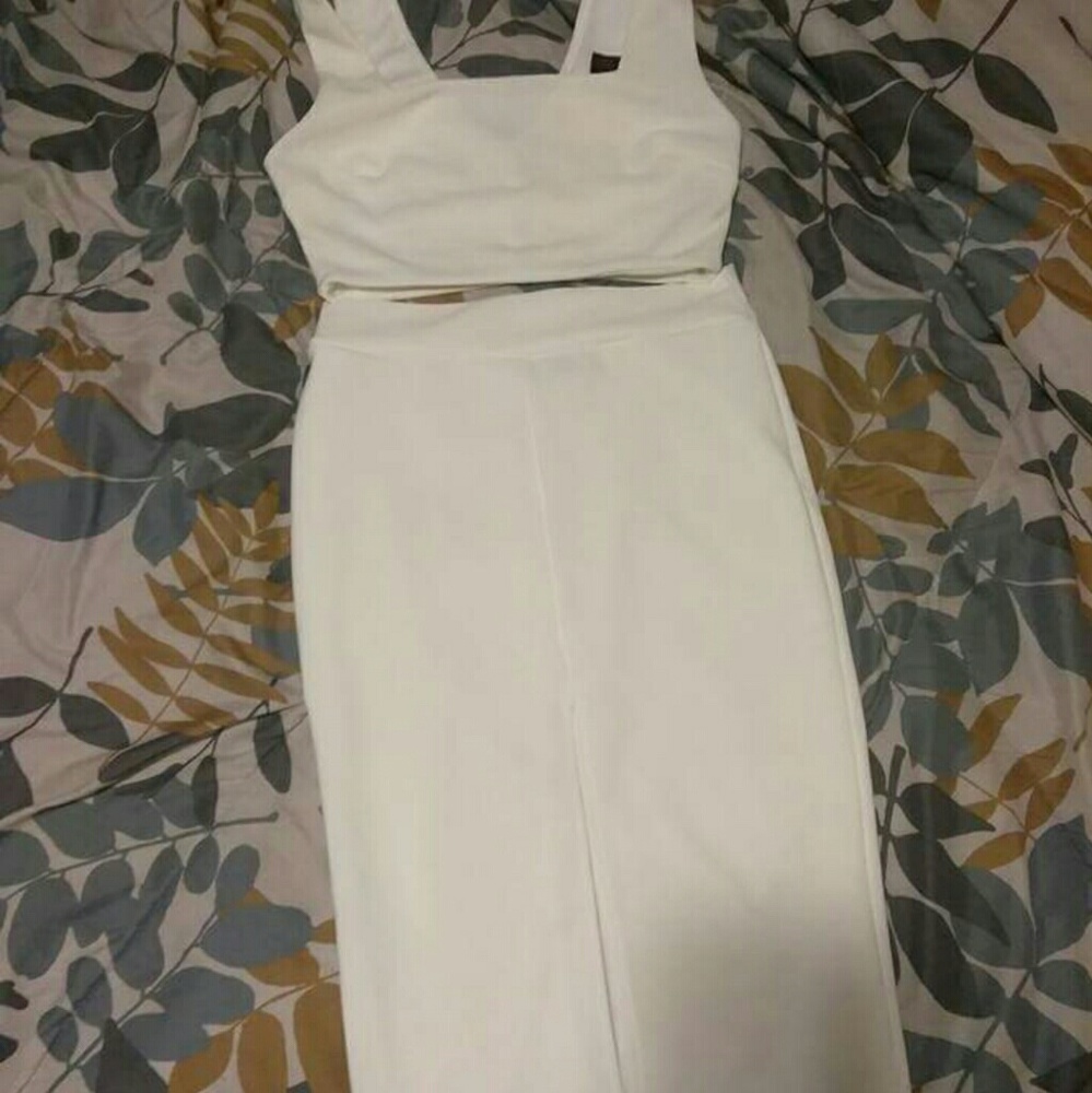 Ivory 2 piece set