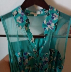 Floral dress with collar