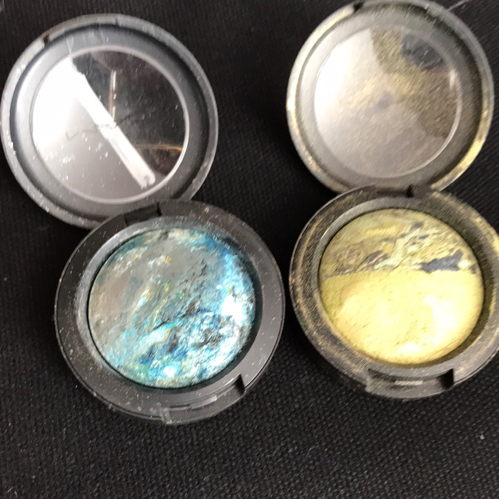 Mac mineral eyeshadow bundle!