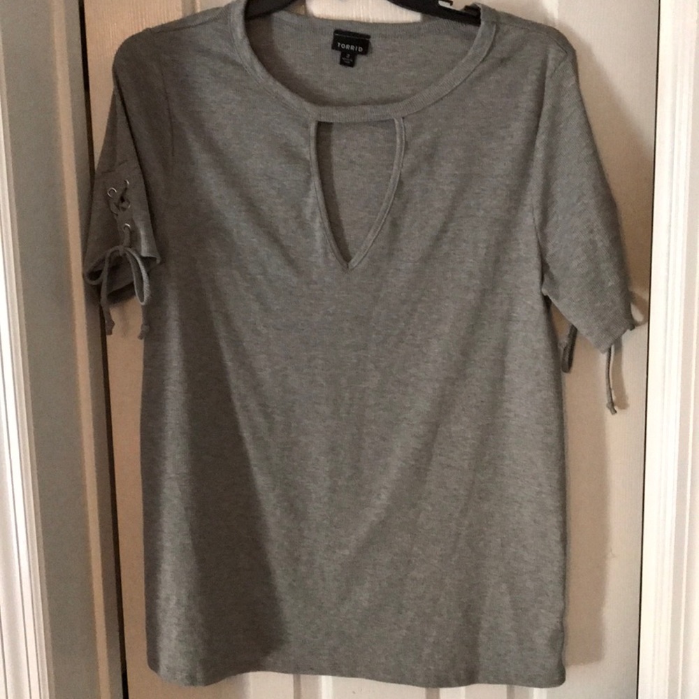 Torrid Short Sleeve Shirt😍