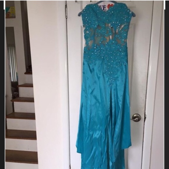 Jovani Gown - Picture 2 of 3