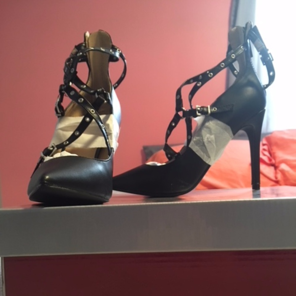 Never been Worn Leatherette Pointy Toe  Heels