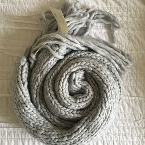 Chunky LOFT scarf NWT