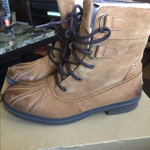 ugg cecile duck boot
