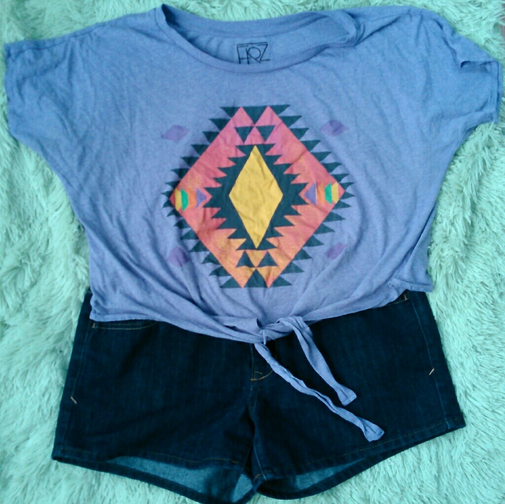 Geometric Print Tie Front Top