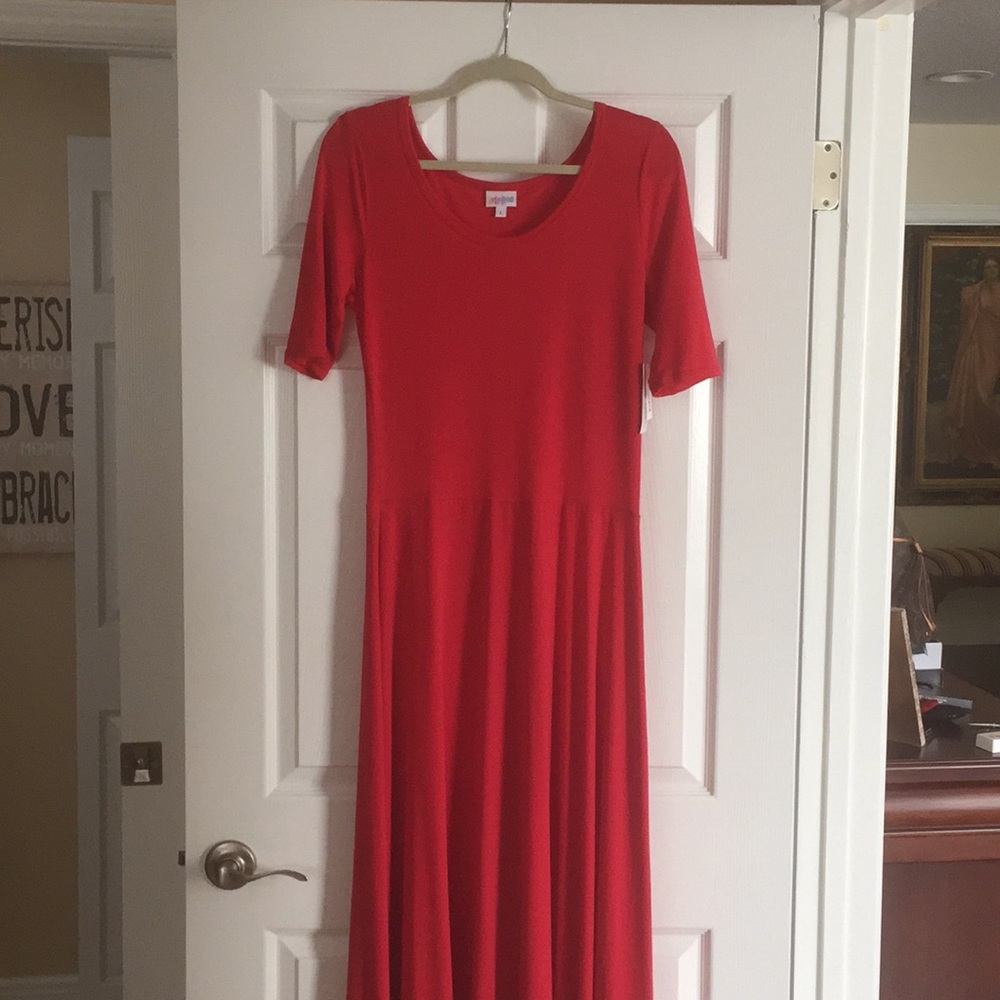 LuLaRoe red ana size large. NWT