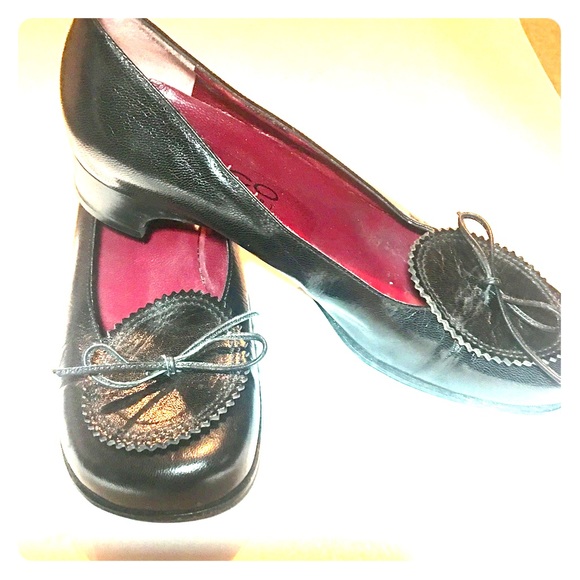 Francesco Sacco Italian Leather Flats - Picture 1 of 3