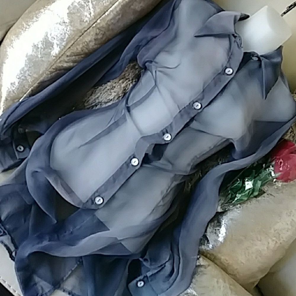 WOMENS BLOUSE SIZE 5/6