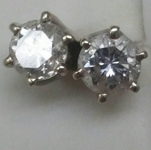 Vintage Estate .50ct Diamond 14k White Gold Studs Earrings - Picture 1 of 11