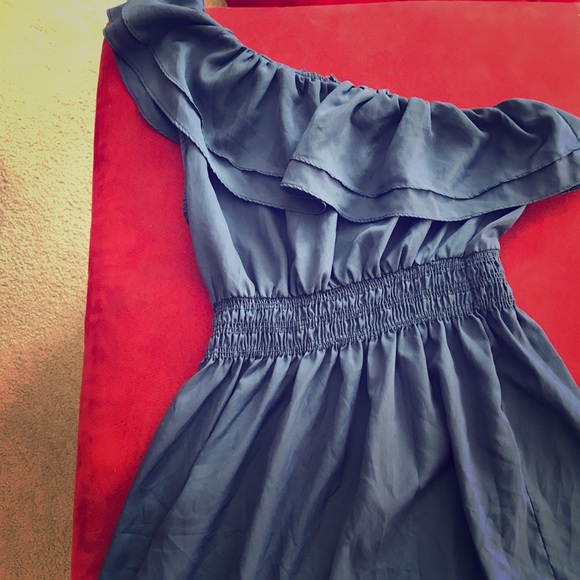 One shoulder shirt - Picture 1 of 2