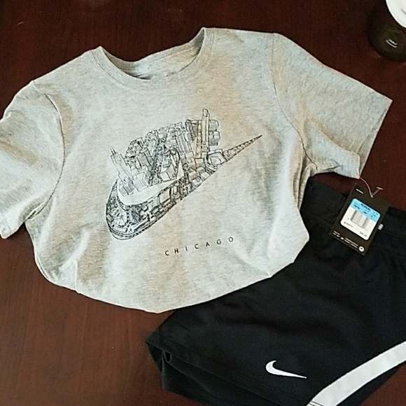 Nike Tops - Nike Athletic Cut Tee