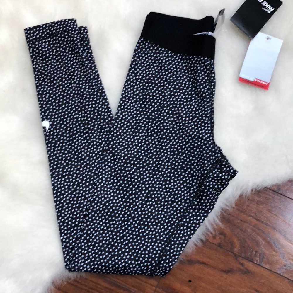 Brand new Nike pro fro fit leggings