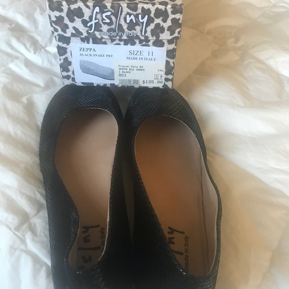 Brand new French Sole ballet flats size 11
