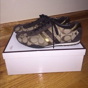 Coach shoes. Size 6. Barely worn.