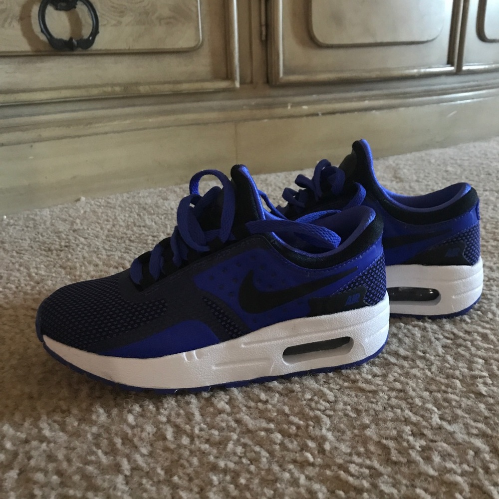 Boys' Nike Air Max sneakers